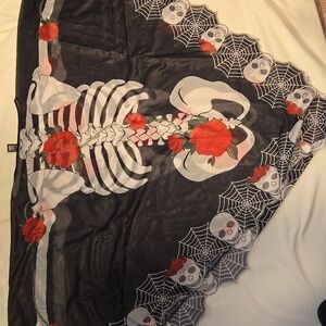 Victoria Harbour Dia De Los Muertos Sheer Mesh Skeletons Cape One Size